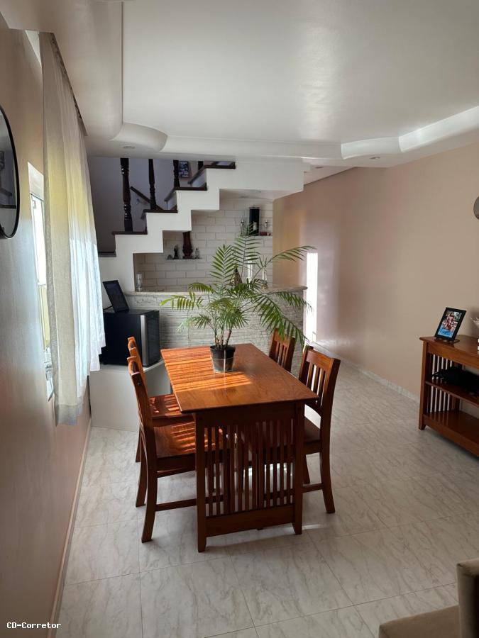 Sobrado, 3 quartos, 340 m² - Foto 1